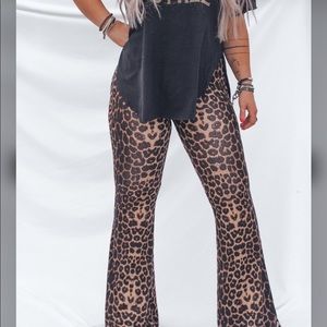 LEOPARD PRINT BELL BOTTOM PANT